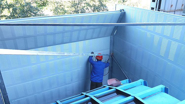 工廠(chǎng)車(chē)間降噪吸隔聲板